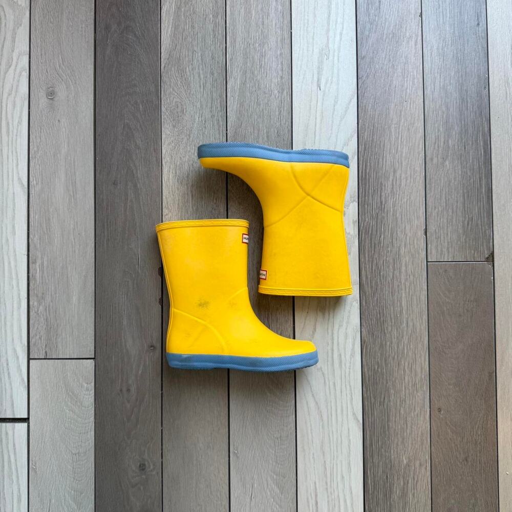 Hunter kids rain boots yellow